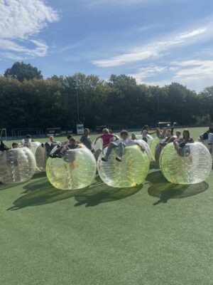 Bubble_Soccer_11KW_Gruppe